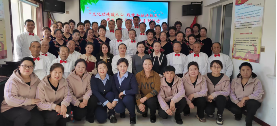 图为节目现场合照    图为节目现场合照