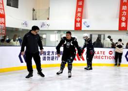图为活动现场（三）